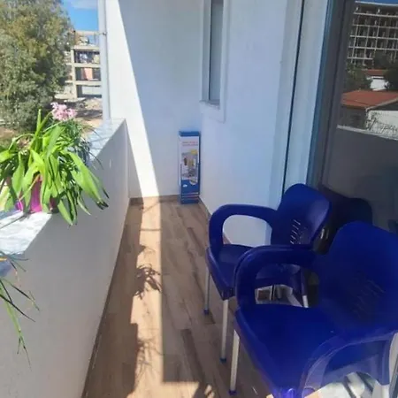 Perla 1 Golem (Tirana)